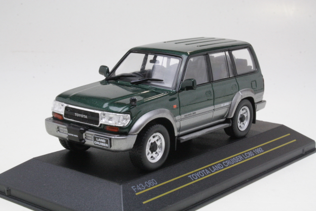 Toyota Land Cruiser LC80 1992, tummanvihreä