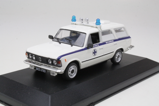 Polski Fiat 125P 4x4, valkoinen/sininen "Sanitarka"