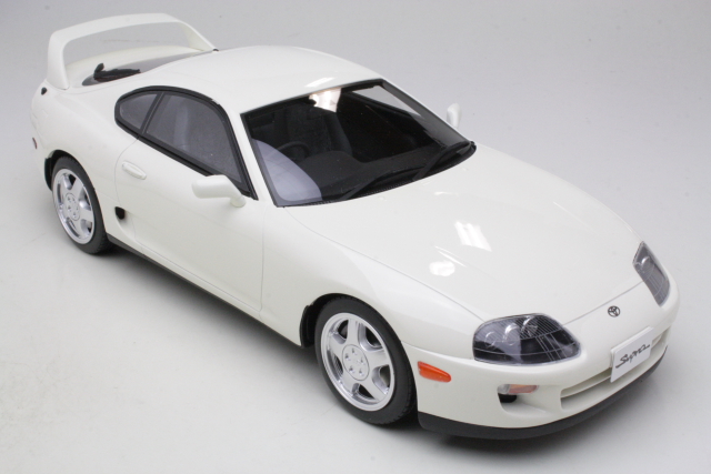 Toyota Supra Mk4 (A80) 1993, valkoinen - Sulje napsauttamalla kuva