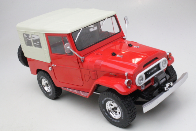 Toyota Land Cruiser FJ40 1967, punainen/beige (closed soft top) - Sulje napsauttamalla kuva