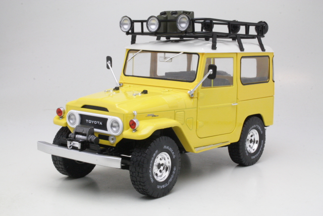 Toyota Land Cruiser FJ40 1967, keltainen/valkoinen - Sulje napsauttamalla kuva