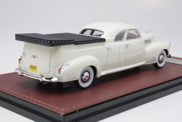 Cadillac Miller Meteor Flower Car 1941, beige - Sulje napsauttamalla kuva