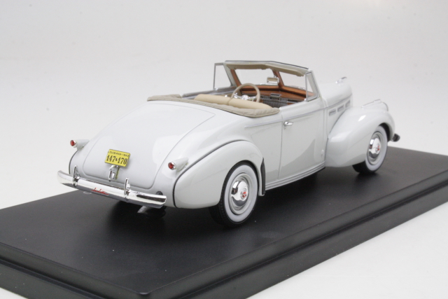 LaSalle Series 50 Convertible Coupe 1940, beige - Sulje napsauttamalla kuva