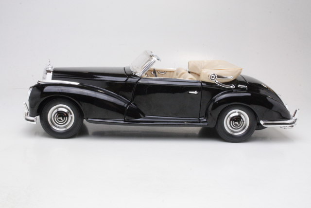 Mercedes 300S Cabrio (w188) 1955, musta