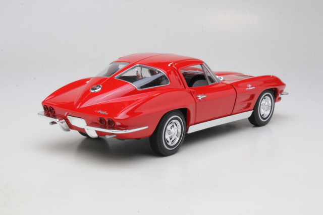 Chevrolet Corvette C2 Sting Ray 1963, punainen - Sulje napsauttamalla kuva