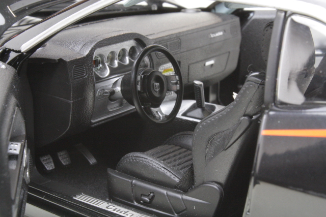 Plymouth Concept Cuda, musta - Sulje napsauttamalla kuva