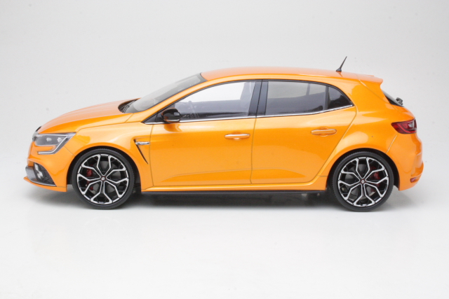 Renault Megane R.S. 2017, oranssi
