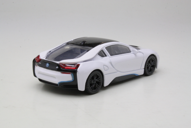 BMW i8 2015, valkoinen