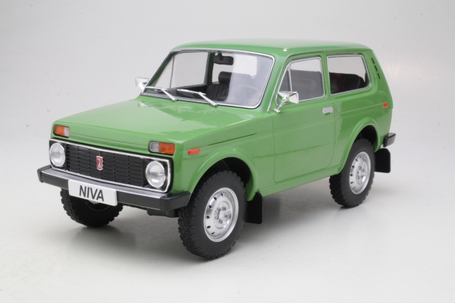 Lada Niva 1977, vihreä - Sulje napsauttamalla kuva