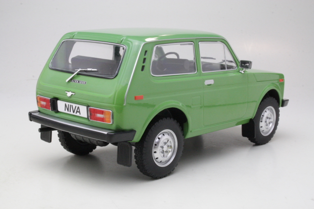 Lada Niva 1977, vihreä - Sulje napsauttamalla kuva