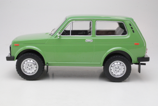 Lada Niva 1977, green
