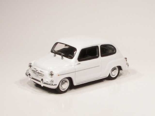 Fiat 600D 1960, valkoinen - Sulje napsauttamalla kuva