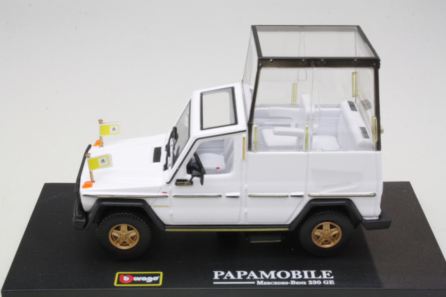 Mercedes G-Class GE230 Papamobile of Pope Giovanni Paolo II - Sulje napsauttamalla kuva