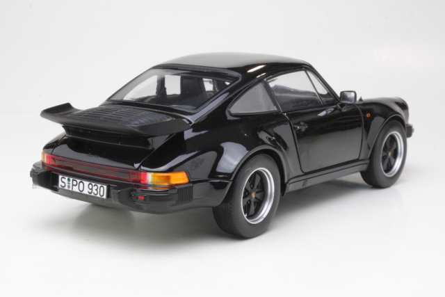 Porsche 911 (930) Turbo 3.3 1986, musta - Sulje napsauttamalla kuva