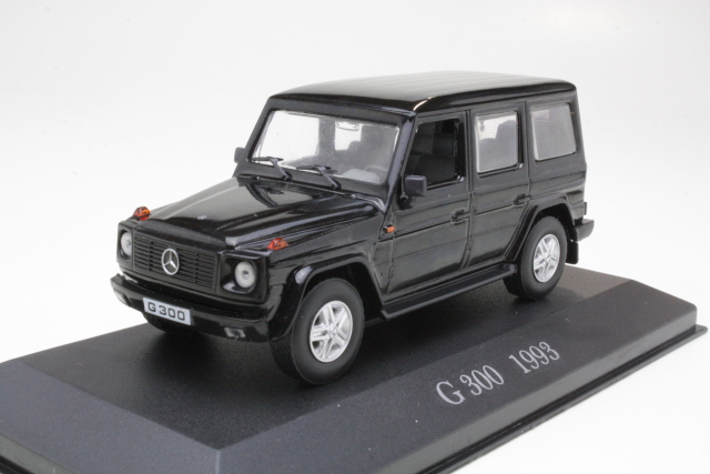 Mercedes G-Class G300 1993, musta