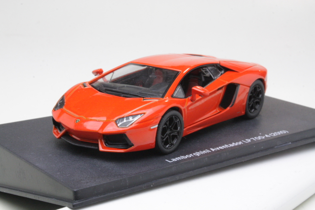 Lamborghini Aventador LP700-4 2010, oranssi