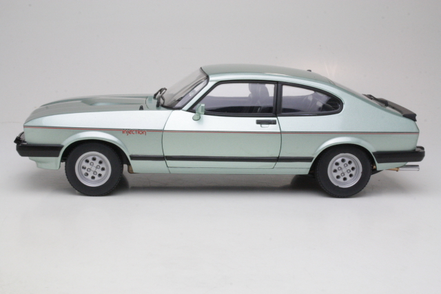 Ford Capri Mk3 2.8 Injection 1982, vihreä - Sulje napsauttamalla kuva