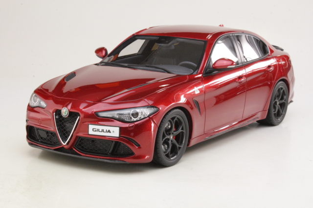 Alfa Romeo Giulia Quadrifoglio 2016, punainen - Sulje napsauttamalla kuva