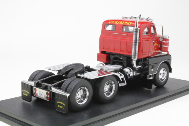 International Harvester RDC 405 1952, punainen