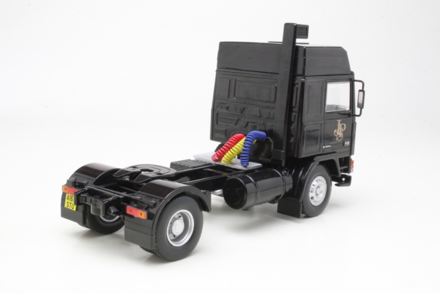 Volvo F12 1981 "John Player Special"