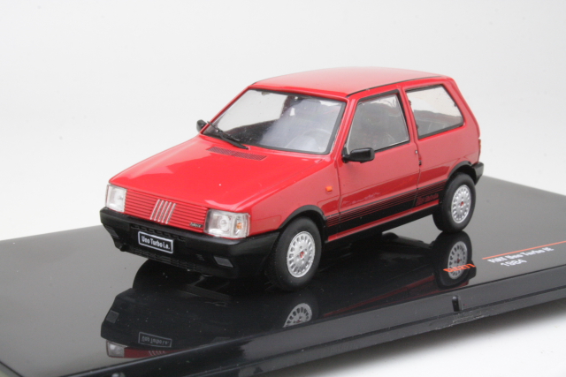 Fiat Uno Turbo IE 1984, punainen - Sulje napsauttamalla kuva