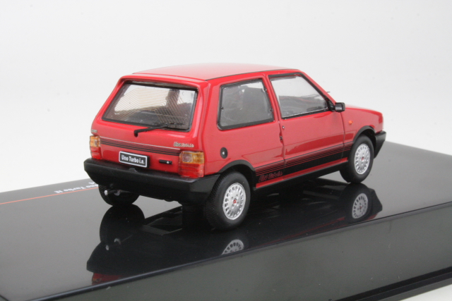 Fiat Uno Turbo IE 1984, red