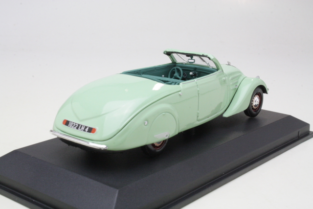 Peugeot 402 Eclipse 1937, light green - Click Image to Close