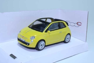 Fiat 500C Cabriolet 2009, keltainen