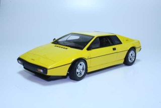 Lotus Esprit 1979, keltainen