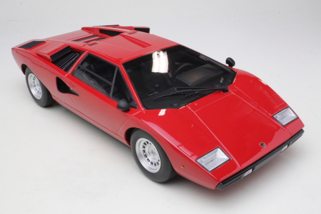 Lamborghini Countach LP400 1974, punainen - Sulje napsauttamalla kuva