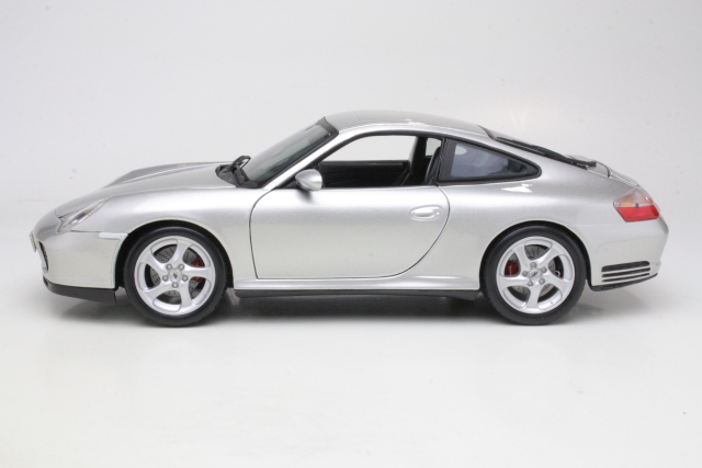 Porsche 911 (996) Carrera 4S 1999, hopea - Sulje napsauttamalla kuva