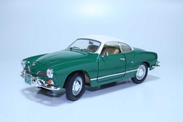 VW Karmann Ghia 1966, green
