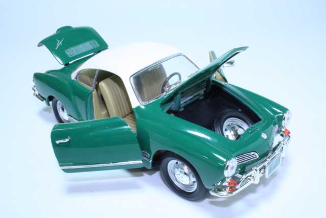 VW Karmann Ghia 1966, green