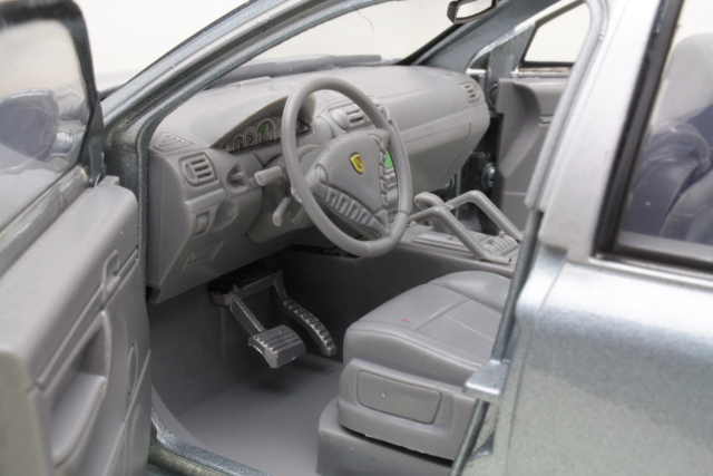 Porsche Cayenne 2008, vaaleansininen