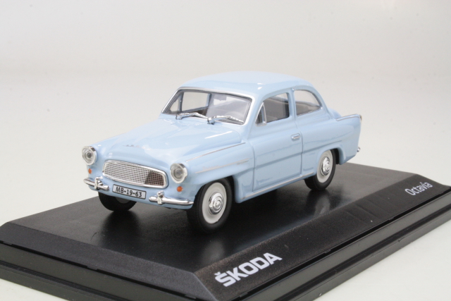Skoda Octavia 1963, vaaleansininen