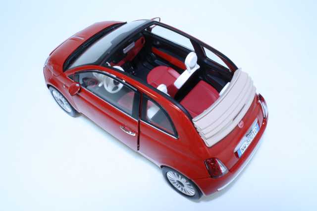 Fiat 500C Cabriolet 2009, punainen 1:18