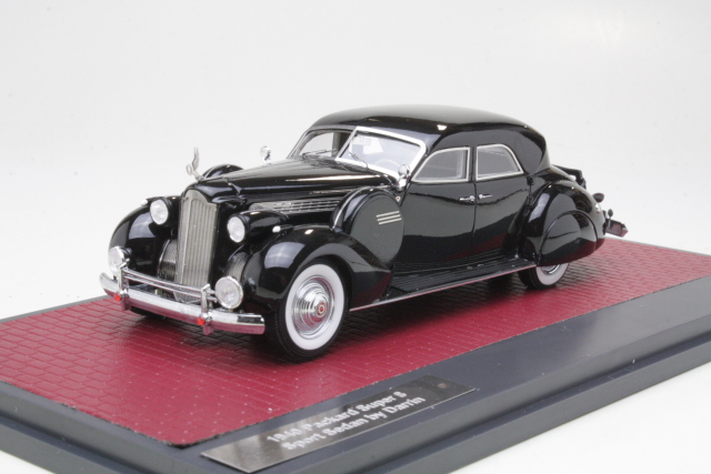 Packard Super 8 180SS Darrin 1940, musta
