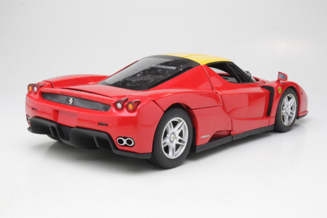 Ferrari Enzo 2005, punainen/keltainen katto - Sulje napsauttamalla kuva
