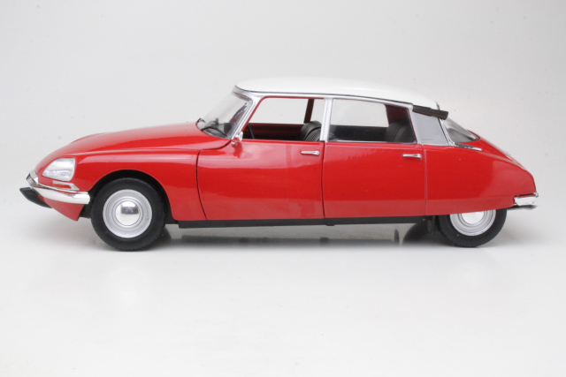Citroen DS Special 1972, red