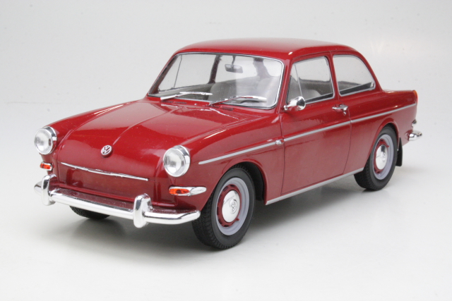 VW 1500S Typ.3 1963, tummanpunainen - Sulje napsauttamalla kuva