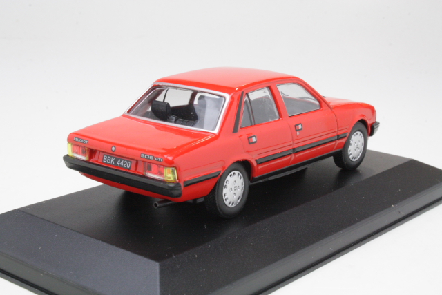 Peugeot 505, red