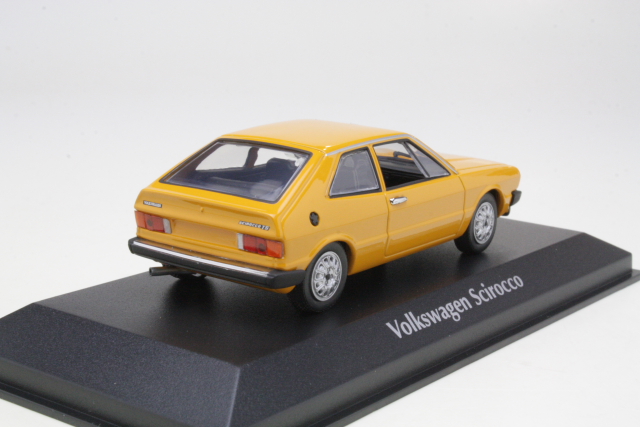 VW Scirocco 1974, yellow