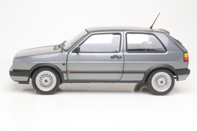 VW Golf 2 GTi 1990, grey