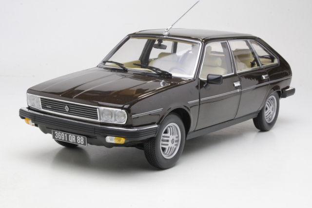 Renault 30TX 1981, tummanruskea