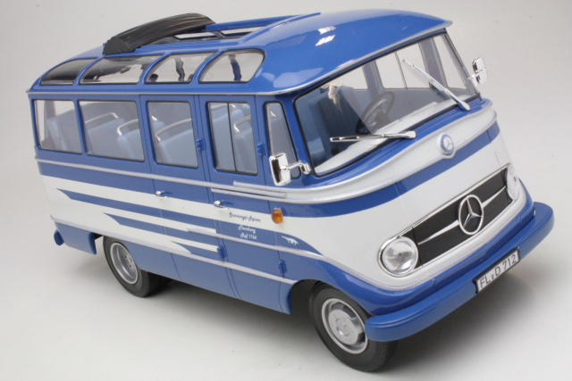Mercedes O319 Bus 1957, blue/beige