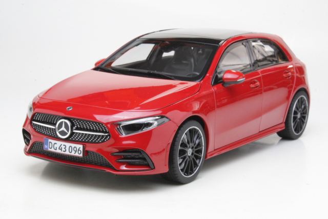 Mercedes A-Klasse 2018, punainen