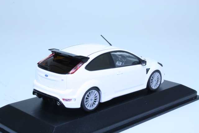 Ford Focus RS 2009, white