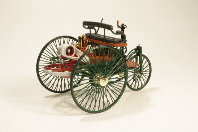 Benz Patent-Motorwagen 1886, vihreä - Sulje napsauttamalla kuva