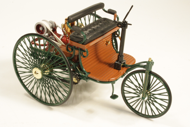 Benz Patent-Motorwagen 1886, vihreä - Sulje napsauttamalla kuva