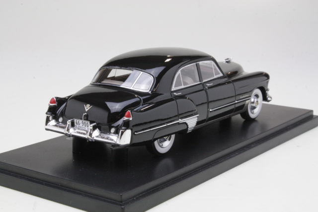 Cadillac Series 62 Touring Sedan 1949, musta